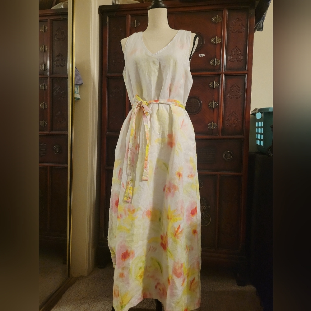 NWT Tommy Bahama linen maxi dress. Size Medium.
